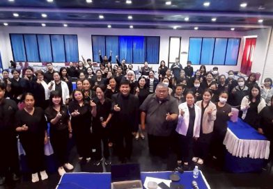 อบรมผู้ตรวจงานวิจัยในชั้นเรียน รสจ.